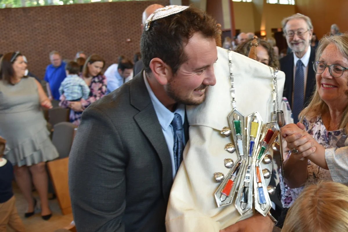 Festive Oneg in celebration of Rabbi Mandell 